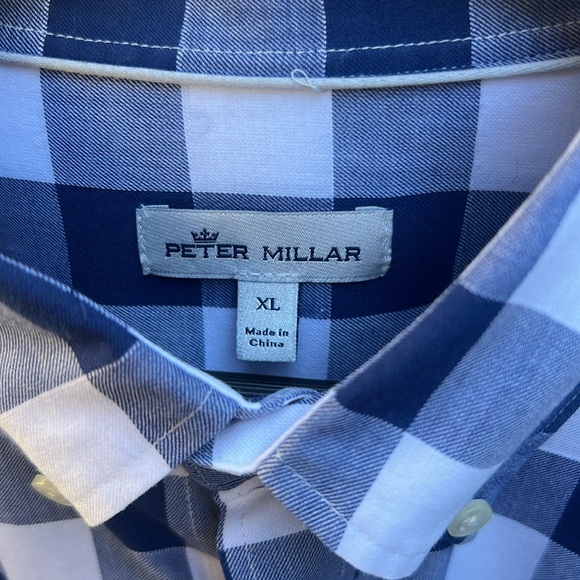 Peter Millar relaxed comfortable button-down shirt made from 100% cotton! - Picture 3 of 8